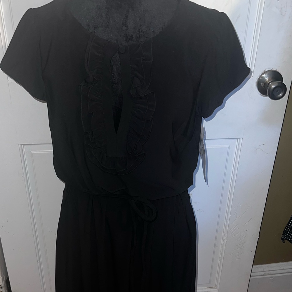 Black ruffle front key hole dress